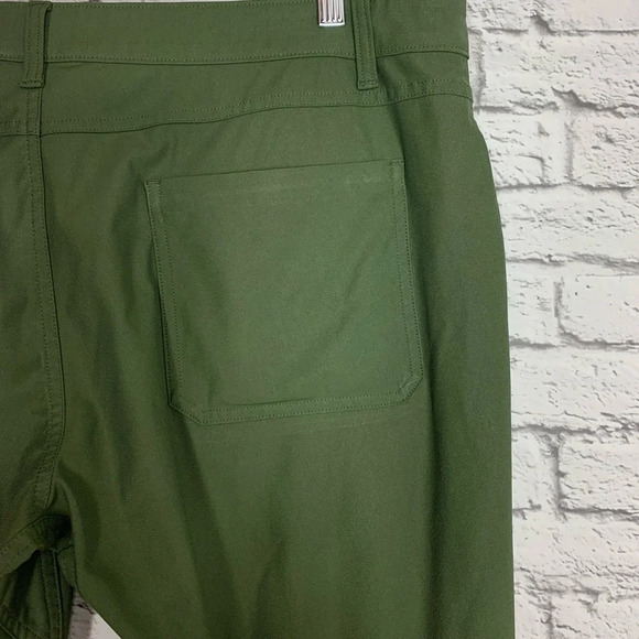 Swiss Tech Men’s Travel  Pant Size 38W X 30 L Olive Branch Comfort Casual - Picture 7 of 8